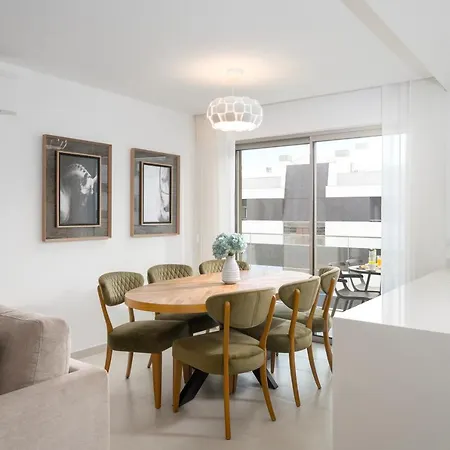 Charming New 2 Bedroom Built 2023