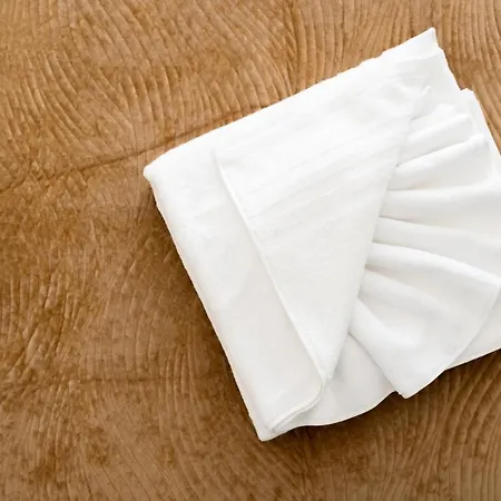 Charming New 2 Bedroom Built 2023 Appartamento Lagos