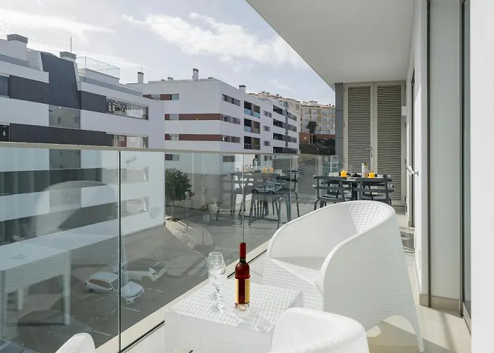 Charming New 2 Bedroom Built 2023 公寓 *